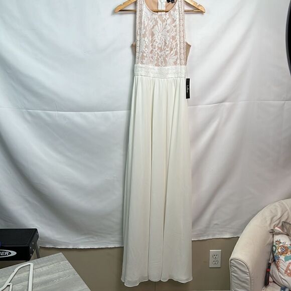 LuLu’s Forever and Always White Maxi Dress size XS NWT - Picture 4 of 16